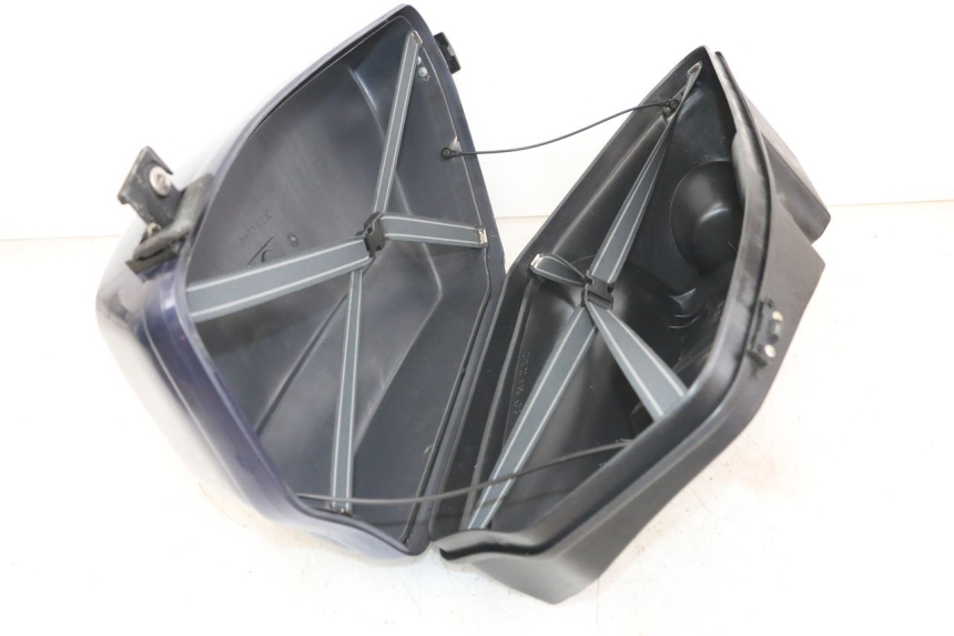 photo de KUFER APRILIA SCARABEO GT 125 (1999 - 2007) - Zbliżenie komponentów