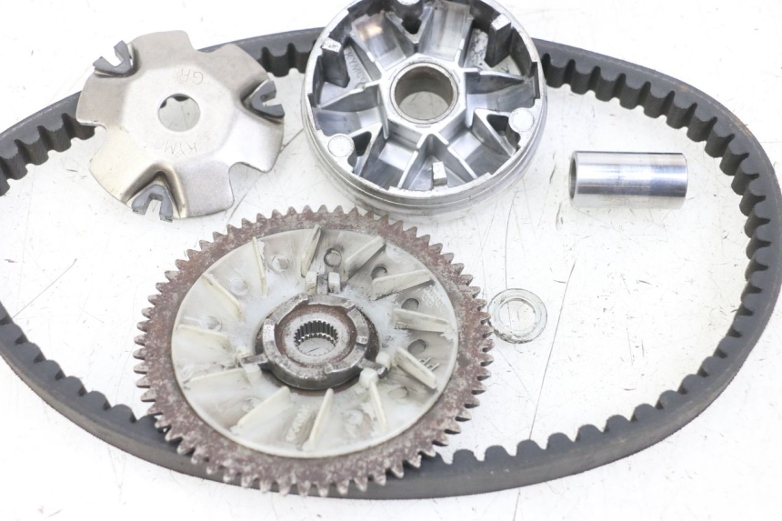 photo de WARIATOR KYMCO AGILITY 4T 50 (2018 - 2022) - Stan powierzchni