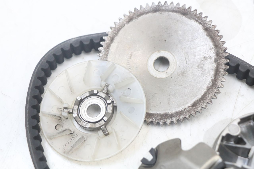 photo de WARIATOR KYMCO AGILITY 4T 50 (2018 - 2022) - Widok ogólny