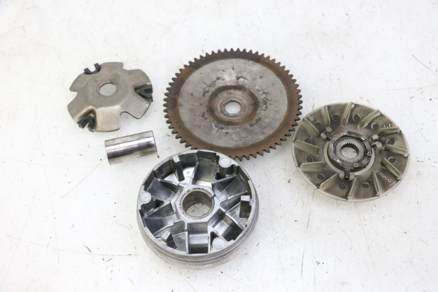 photo de WARIATOR KYMCO AGILITY 4T 50 (2018 - 2022) - Widok główny