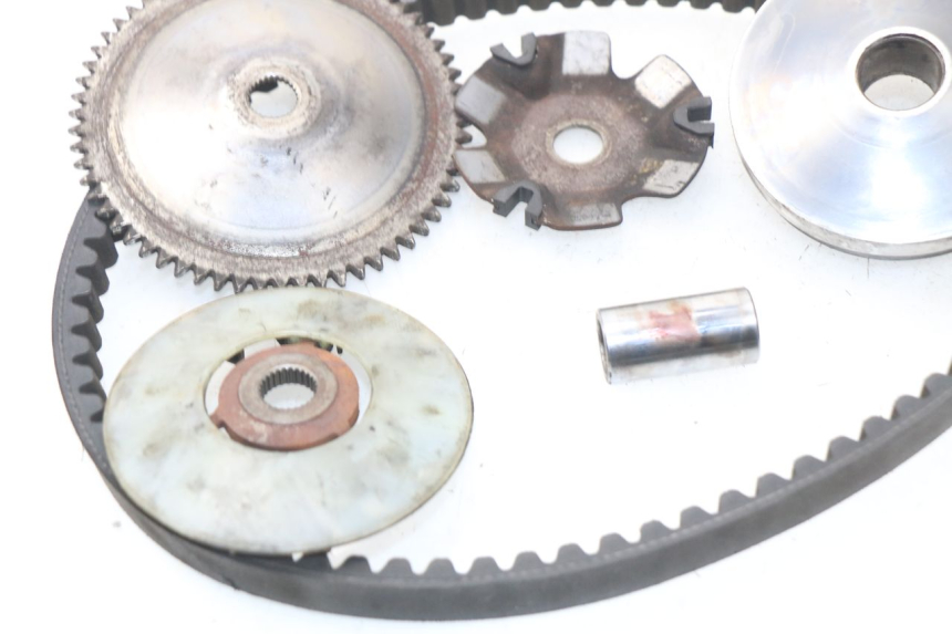 photo de WARIATOR KYMCO AGILITY CITY 2T 50 (2008 - 2016) - Inny kąt widzenia