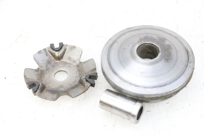 photo de WARIATOR KYMCO AGILITY CITY 4T 50 (2008 - 2016) - Zbliżenie techniczne