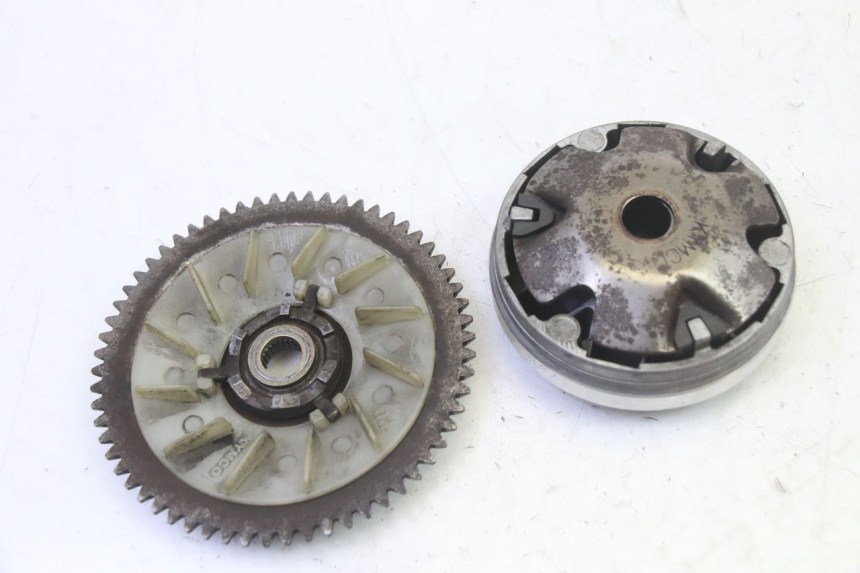 photo de WARIATOR KYMCO AGILITY NAKED RENOUVO 2T 50 (2011 - 2018) - Zoom stanu zużycia