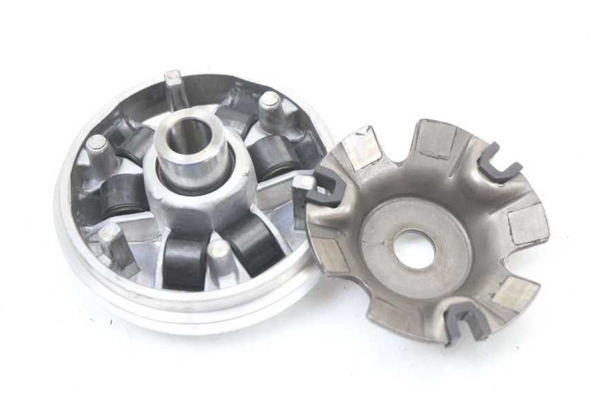 photo de WARIATOR JONWAY AZTRAL 125 (2008 - 2017) - Zbliżenie techniczne