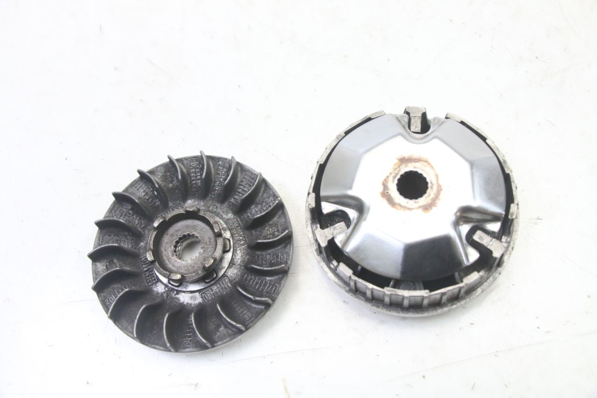 photo de WARIATOR MBK BOOSTER SPIRIT NAKED 50 (2004 - 2017) - Inny kąt widzenia