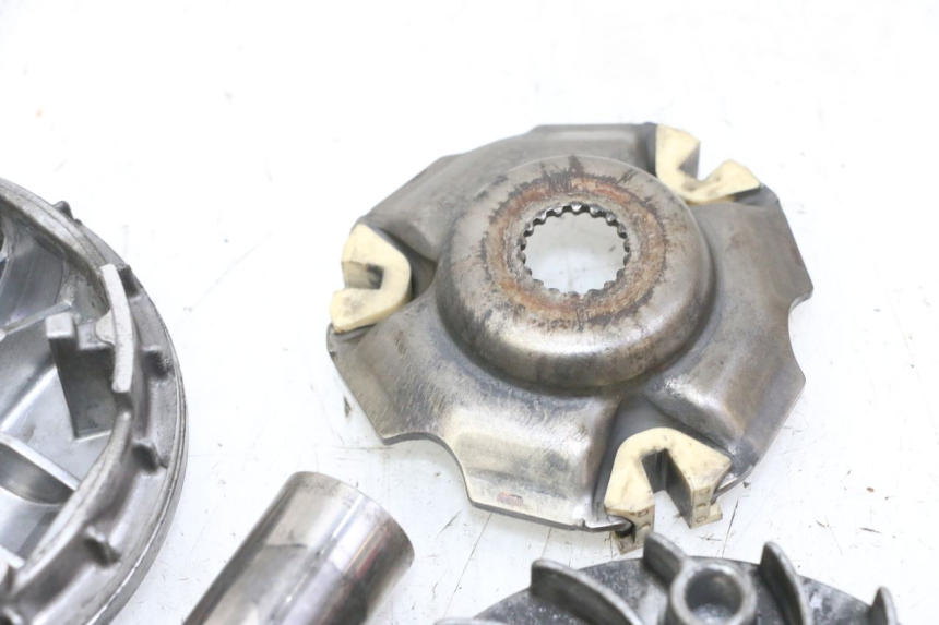 photo de WARIATOR SUZUKI BURGMAN 125 (2007 - 2014) - Oznaczenia i referencje