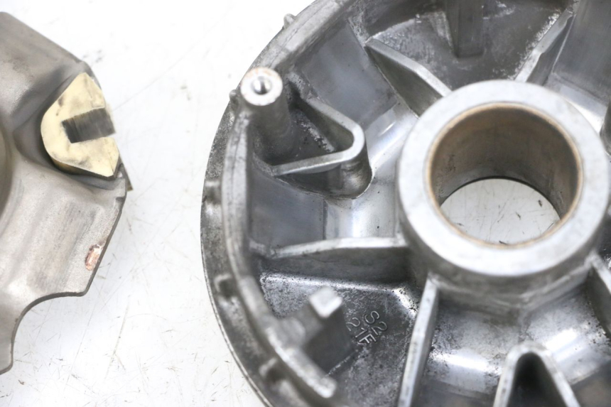 photo de WARIATOR SUZUKI BURGMAN 125 (2007 - 2014) - Widok z bliska