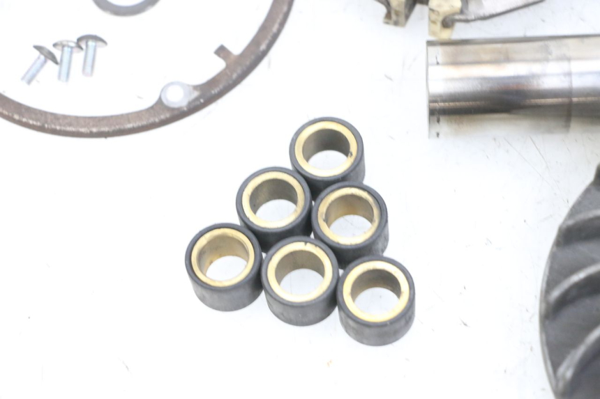 photo de WARIATOR SUZUKI BURGMAN 125 (2007 - 2014) - Oznaczenia i referencje