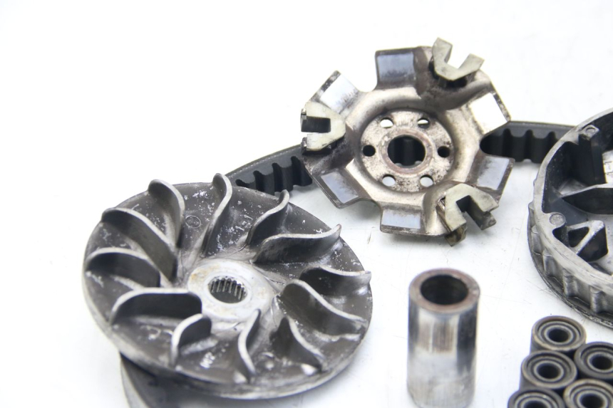 photo de WARIATOR BMW C1 125 (2000 - 2003) - Zbliżenie techniczne