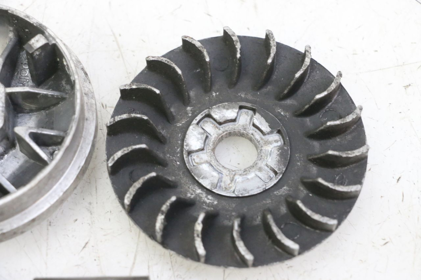 photo de WARIATOR KEEWAY F-ACT FACT 50 (2006 - 2011) - Widok z bliska