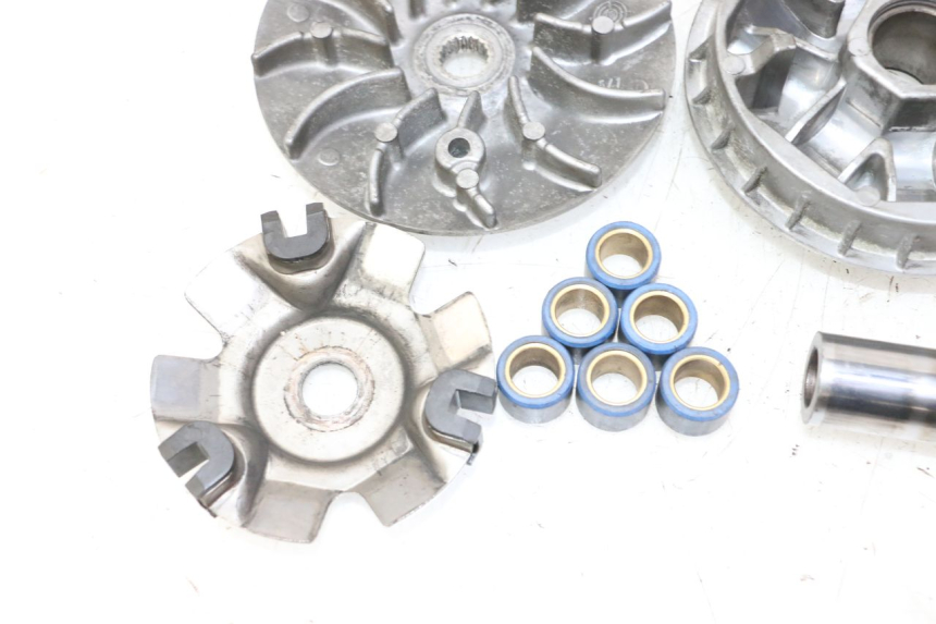 photo de WARIATOR HONDA FES S-WING SWING ABS 125 (2007 - 2015) - Część sprawdzona