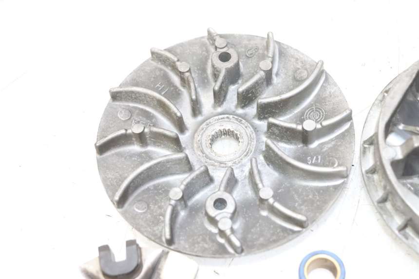 photo de WARIATOR HONDA FES S-WING SWING ABS 125 (2007 - 2015) - Oznaczenia i referencje