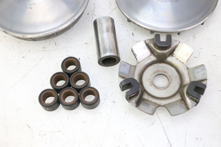 photo de WARIATOR HONDA FES S-WING SWING ABS 125 (2007 - 2015) - Widok ogólny