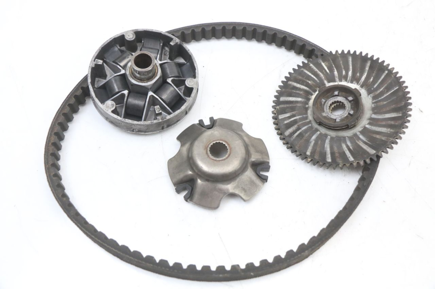 photo de WARIATOR PIAGGIO FLY 4T 50 (2004 - 2010) - Zoom stanu zużycia