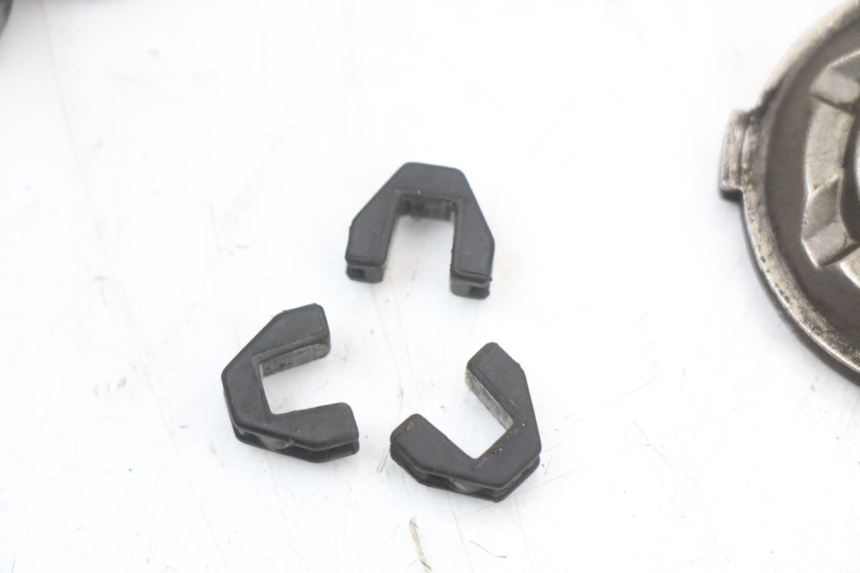 photo de WARIATOR PIAGGIO FLY 4T 50 (2004 - 2010) - Punkty mocowania