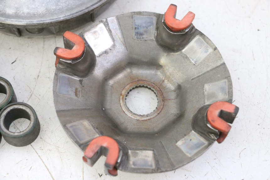 photo de WARIATOR PEUGEOT GEOPOLIS 400 (2007 - 2013) - Zbliżenie techniczne