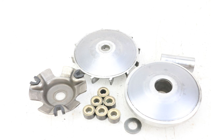 photo de WARIATOR GOES WIKI 125 (2010 - 2015) - Inny kąt widzenia