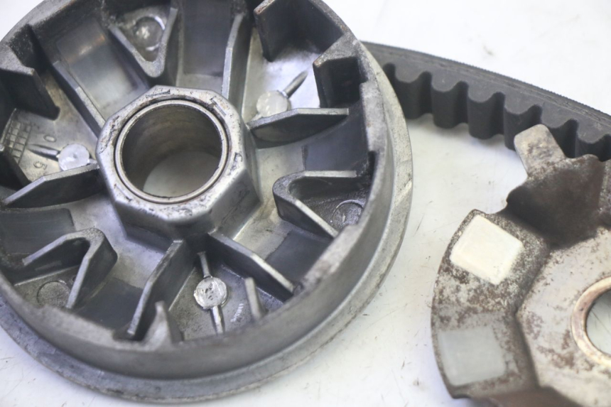 photo de WARIATOR SYM GTS EVO 125 (2009 - 2013) - Szczegół części