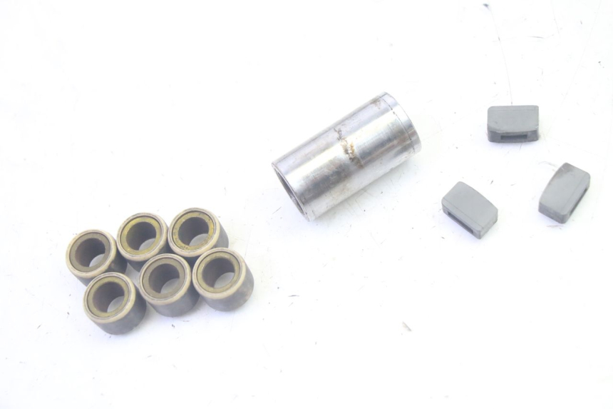 photo de WARIATOR SYM GTS EVO 125 (2009 - 2013) - Widok ogólny