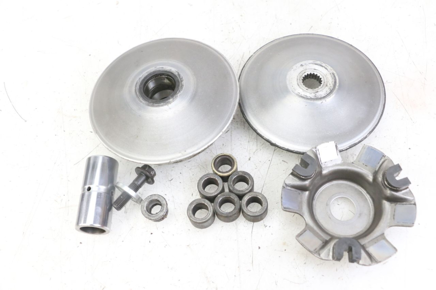 photo de WARIATOR HONDA SH i 300 (2015 - 2020) - Zbliżenie techniczne