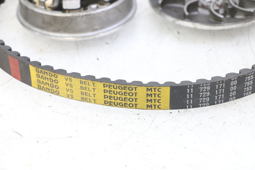 photo de WARIATOR PEUGEOT JET FORCE CARBU 50 (2003 - 2016) - Szczegół części