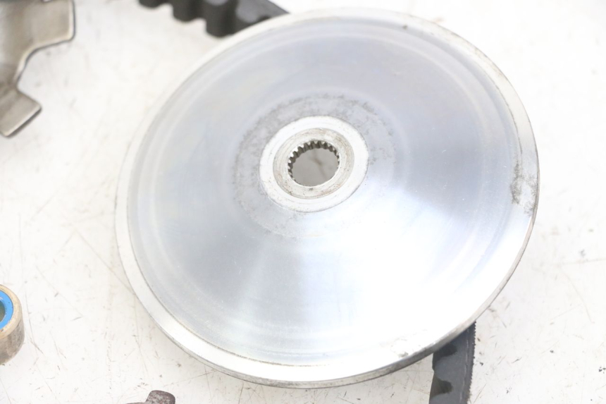 photo de WARIATOR PEUGEOT JET FORCE CARBU 50 (2003 - 2016) - Punkty mocowania