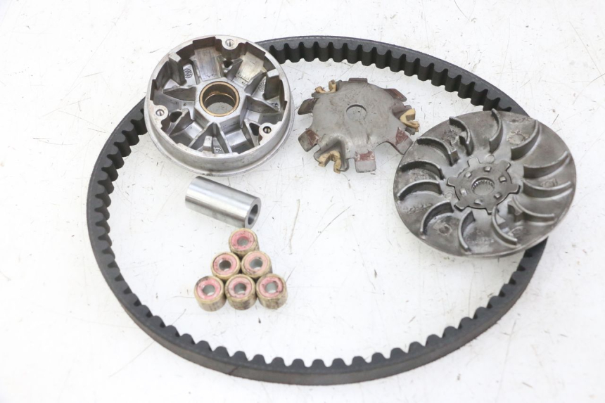 photo de WARIATOR PEUGEOT KISBEE 2T 50 (2018 - 2022) - Widok główny