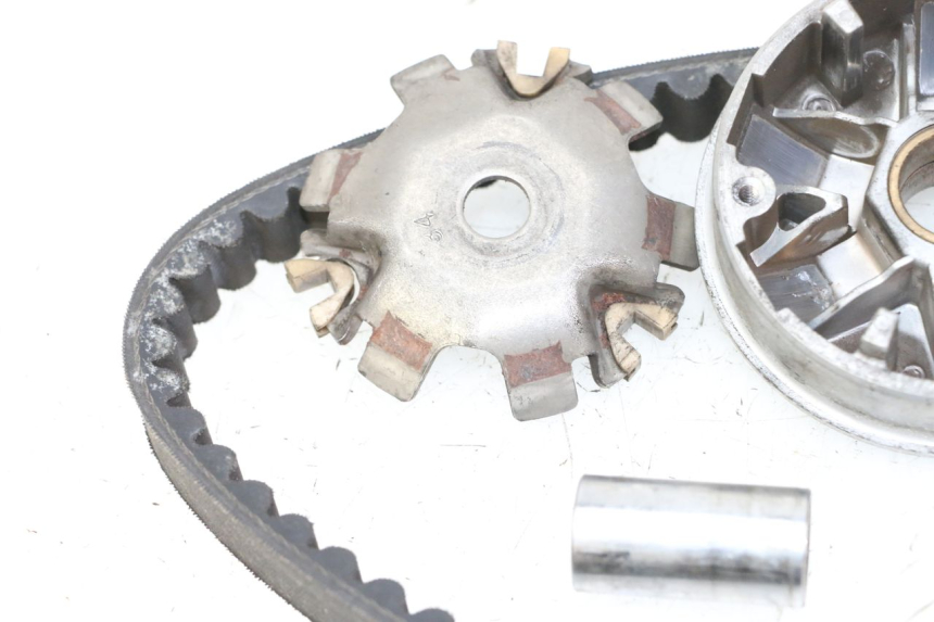 photo de WARIATOR PEUGEOT KISBEE 2T 50 (2010 - 2017) - Część sprawdzona