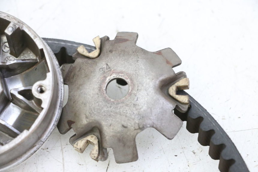 photo de WARIATOR PEUGEOT KISBEE 2T 50 (2010 - 2017) - Szczegóły charakterystyczne