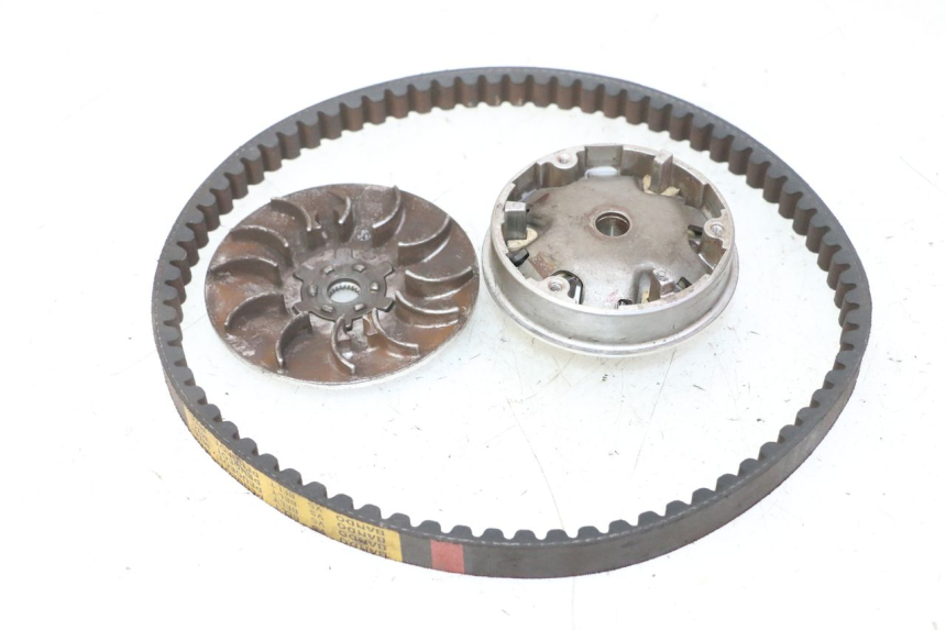 photo de WARIATOR PEUGEOT KISBEE 2T 50 (2010 - 2017) - Inny kąt widzenia