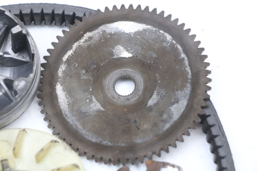 photo de WARIATOR PEUGEOT KISBEE 4T 50 (2018 - 2022) - Inny kąt widzenia