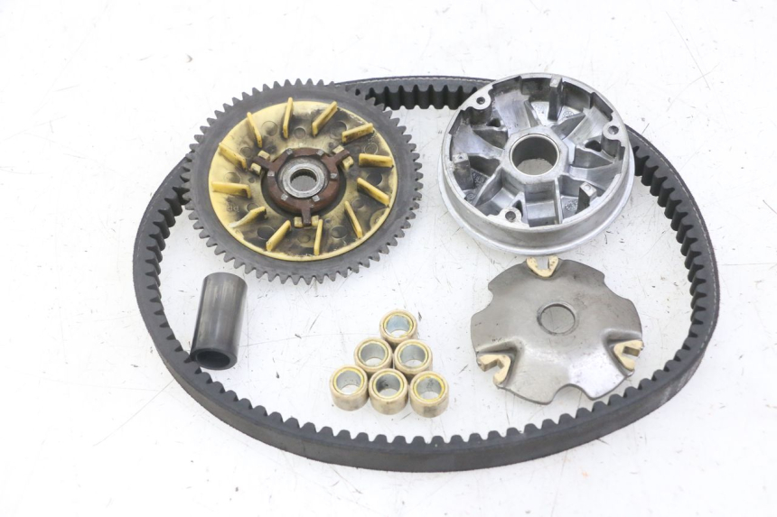 photo de WARIATOR PEUGEOT KISBEE 4T 50 (2018 - 2022) - Widok główny