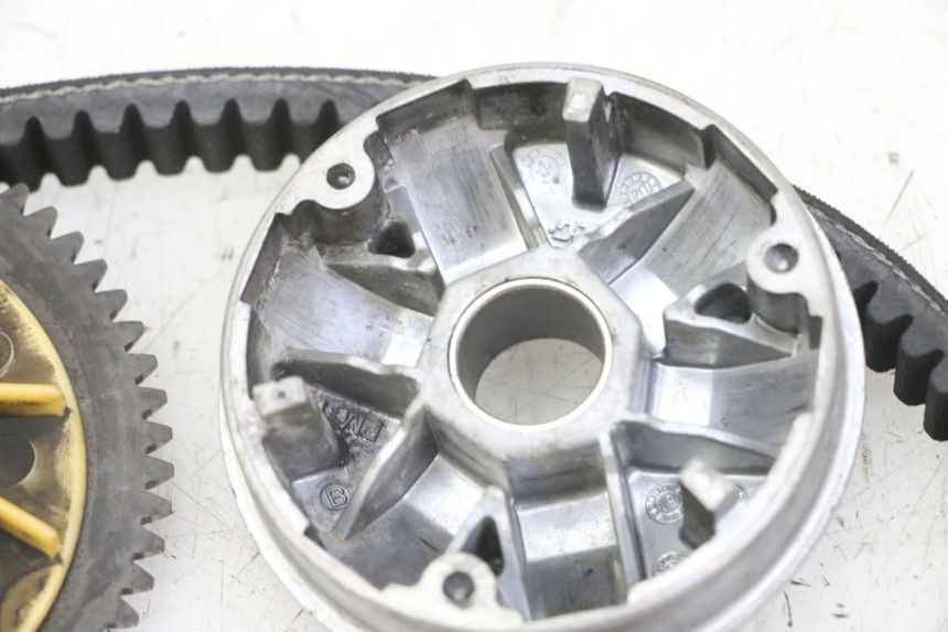 photo de WARIATOR PEUGEOT KISBEE 4T 50 (2018 - 2022) - Szczegóły charakterystyczne