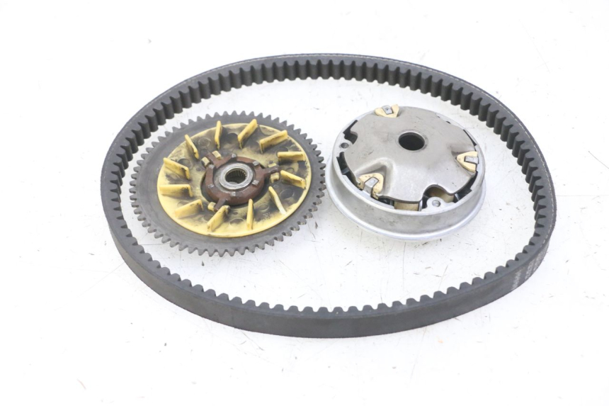 photo de WARIATOR PEUGEOT KISBEE 4T 50 (2018 - 2022) - Zoom stanu zużycia