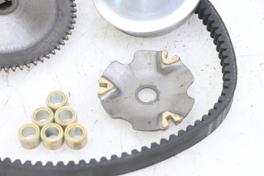 photo de WARIATOR PEUGEOT KISBEE 4T 50 (2018 - 2022) - Widok ogólny