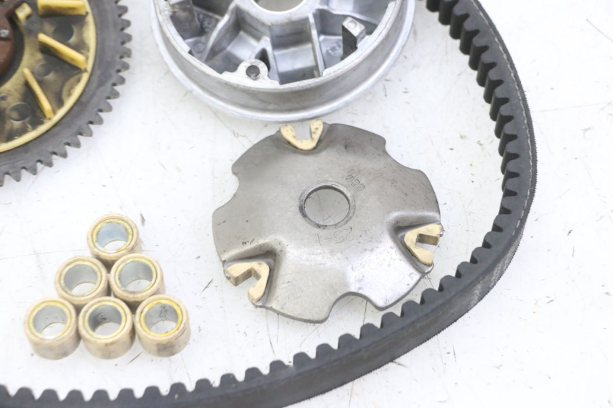 photo de WARIATOR PEUGEOT KISBEE 4T 50 (2018 - 2022) - Część sprawdzona