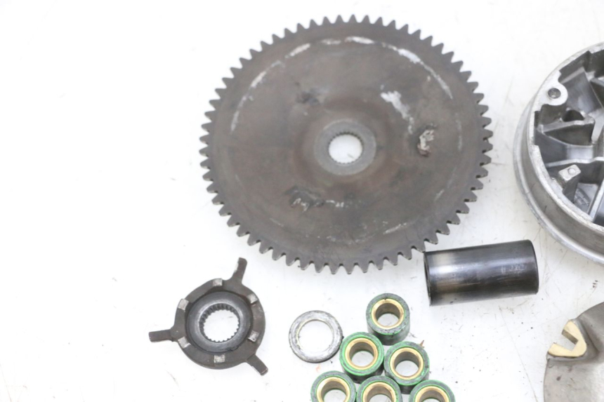 photo de WARIATOR PEUGEOT KISBEE 4T 50 (2010 - 2017) - Oznaczenia i referencje