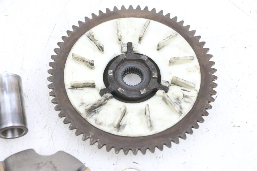 photo de WARIATOR PEUGEOT KISBEE 4T 50 (2010 - 2017) - Widok z bliska