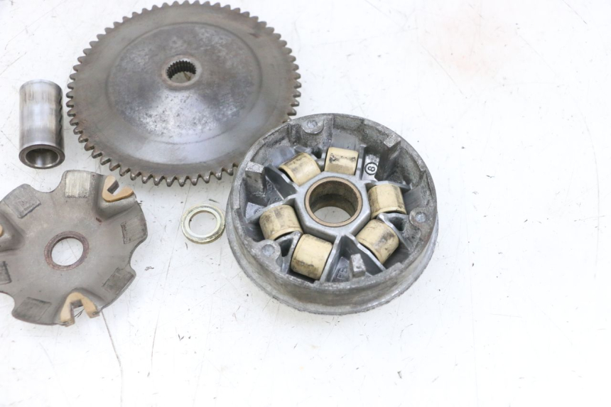 photo de WARIATOR PEUGEOT KISBEE 4T 50 (2010 - 2017) - Zoom stanu zużycia