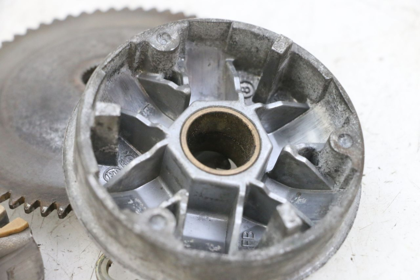 photo de WARIATOR PEUGEOT KISBEE 4T 50 (2010 - 2017) - Widok ogólny