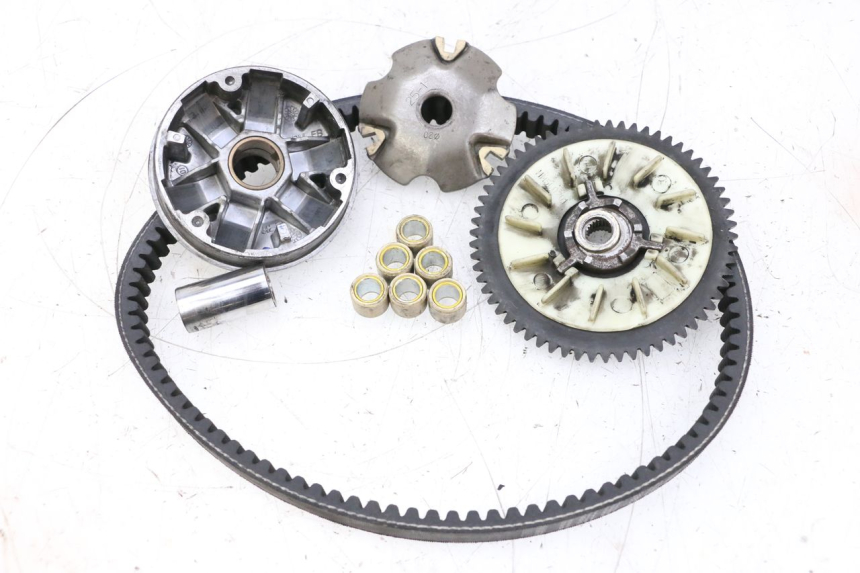 photo de WARIATOR PEUGEOT KISBEE 4T 50 (2018 - 2022) - Widok główny