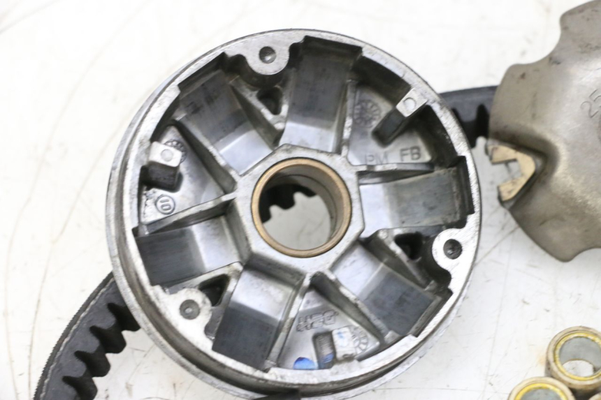 photo de WARIATOR PEUGEOT KISBEE 4T 50 (2018 - 2022) - Widok produktu