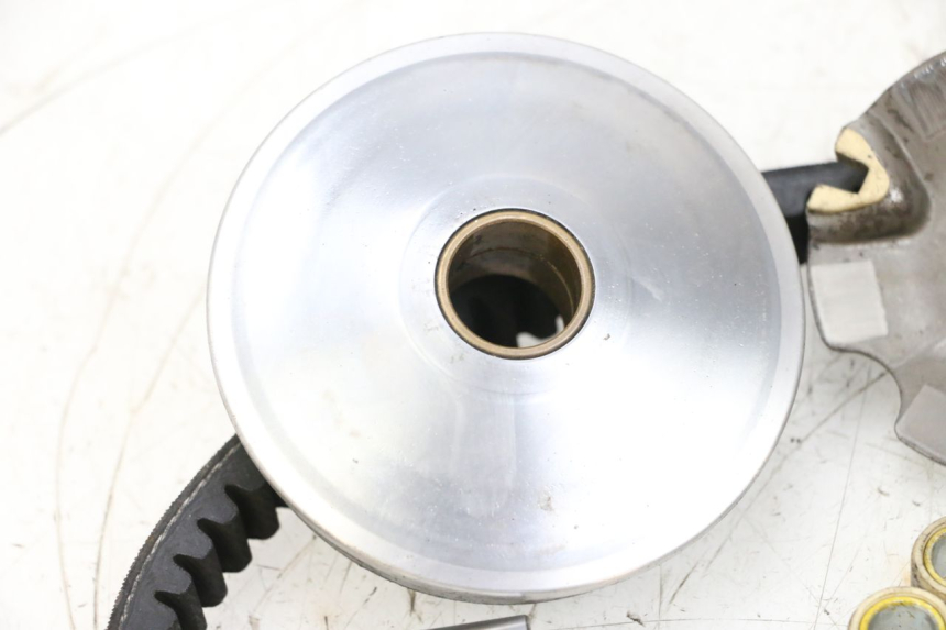 photo de WARIATOR PEUGEOT KISBEE 4T 50 (2018 - 2022) - Inny kąt widzenia