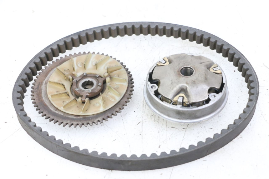 photo de WARIATOR KYMCO AGILITY 4T 50 (2018 - 2022) - Inny kąt widzenia