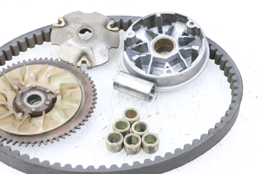 photo de WARIATOR KYMCO AGILITY 4T 50 (2018 - 2022) - Stan powierzchni