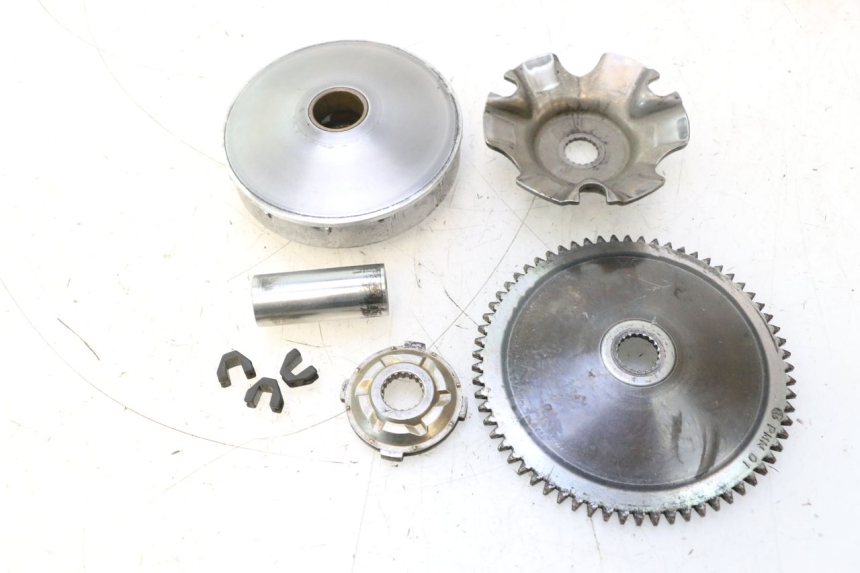 photo de WARIATOR PIAGGIO LIBERTY IGET 4T 50 (2021 - 2025) - Stan powierzchni