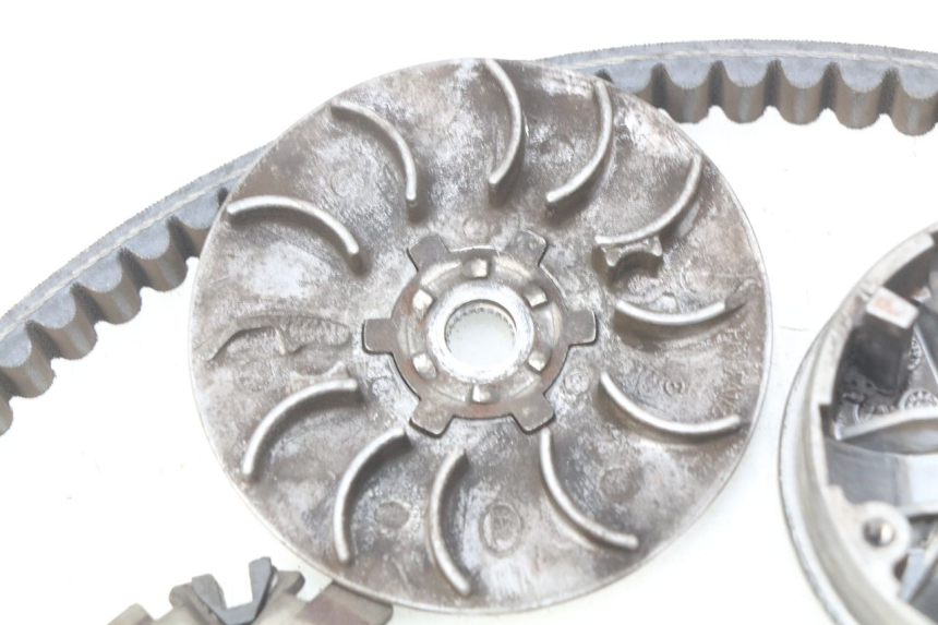 photo de WARIATOR PEUGEOT LUDIX 50 (2008 - 2017) - Zbliżenie techniczne