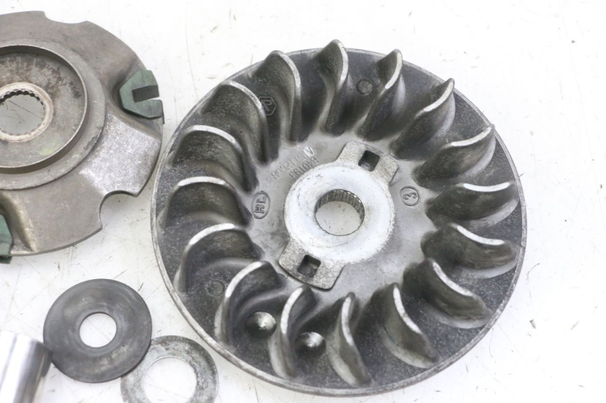 photo de WARIATOR PIAGGIO MP3 LT 300 (2010 - 2016) - Stan powierzchni