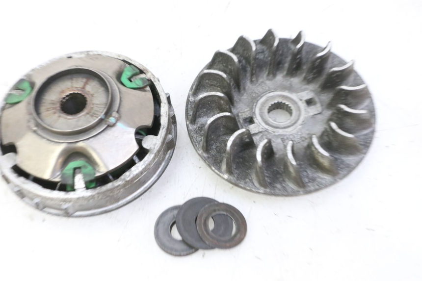 photo de WARIATOR PIAGGIO MP3 RL 250 (2006 - 2010) - Szczegół części