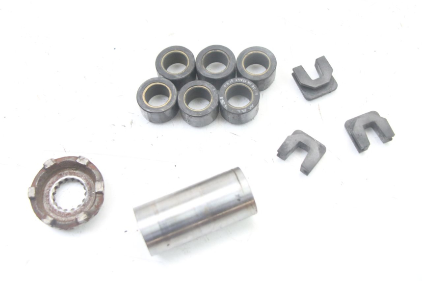 photo de WARIATOR MBK MW TRYPTIK 125 (2014 - 2016) - Zbliżenie techniczne